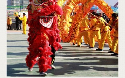 成都舞龙舞狮的中国民俗风