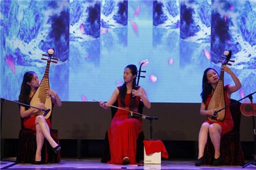 成都管弦乐队/小提琴/大提琴/民乐表演/古筝/琵琶电子琴演员演出电话联系 成都管弦乐队/小提琴/大提琴/民乐表演/古筝/琵琶电子琴演员演出电话联系