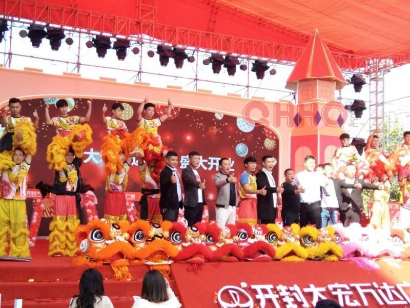 成都为什么舞狮中要舞龙灯 成都为什么舞狮中要舞龙灯