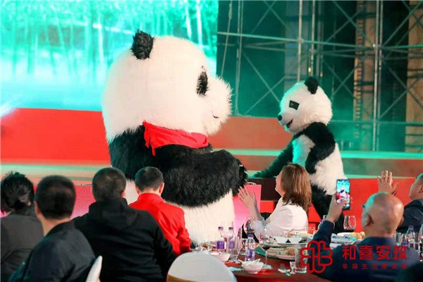 成都演绎演出公司推荐节目:舞蹈/曲艺/川戏变脸吐火/专业主持人 成都演绎演出公司推荐节目:舞蹈/曲艺/川戏变脸吐火/专业主持人